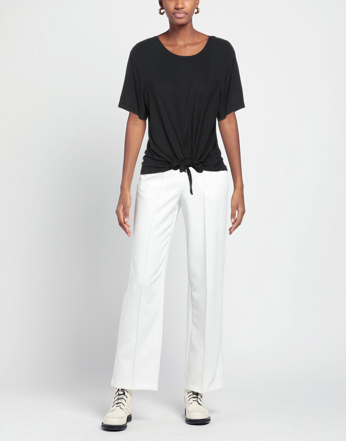 Pieces Womens T-shirt in Black