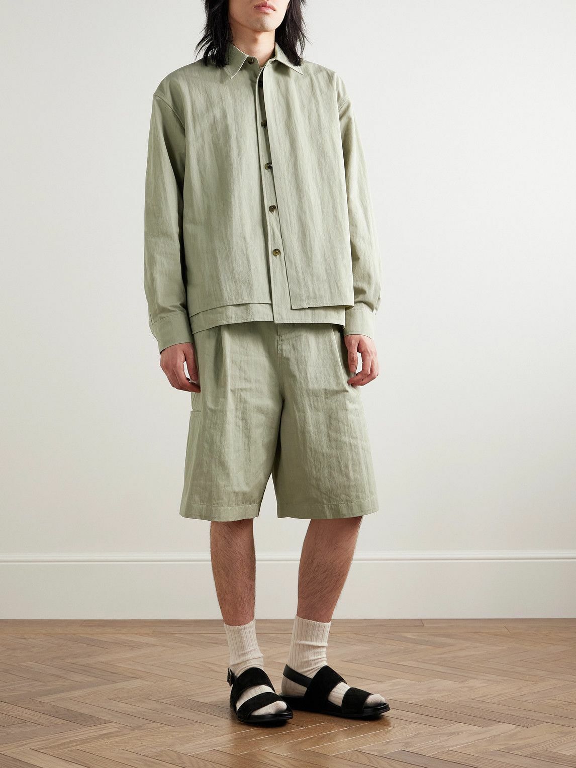 LE 17 SEPTEMBRE - Straight-Leg Pleated Nylon and Cotton-Blend Twill Bermuda Shorts - Green