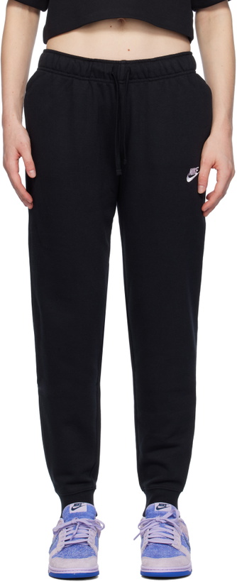 Photo: Nike Black Sportswear Club Fleece Lounge Pants