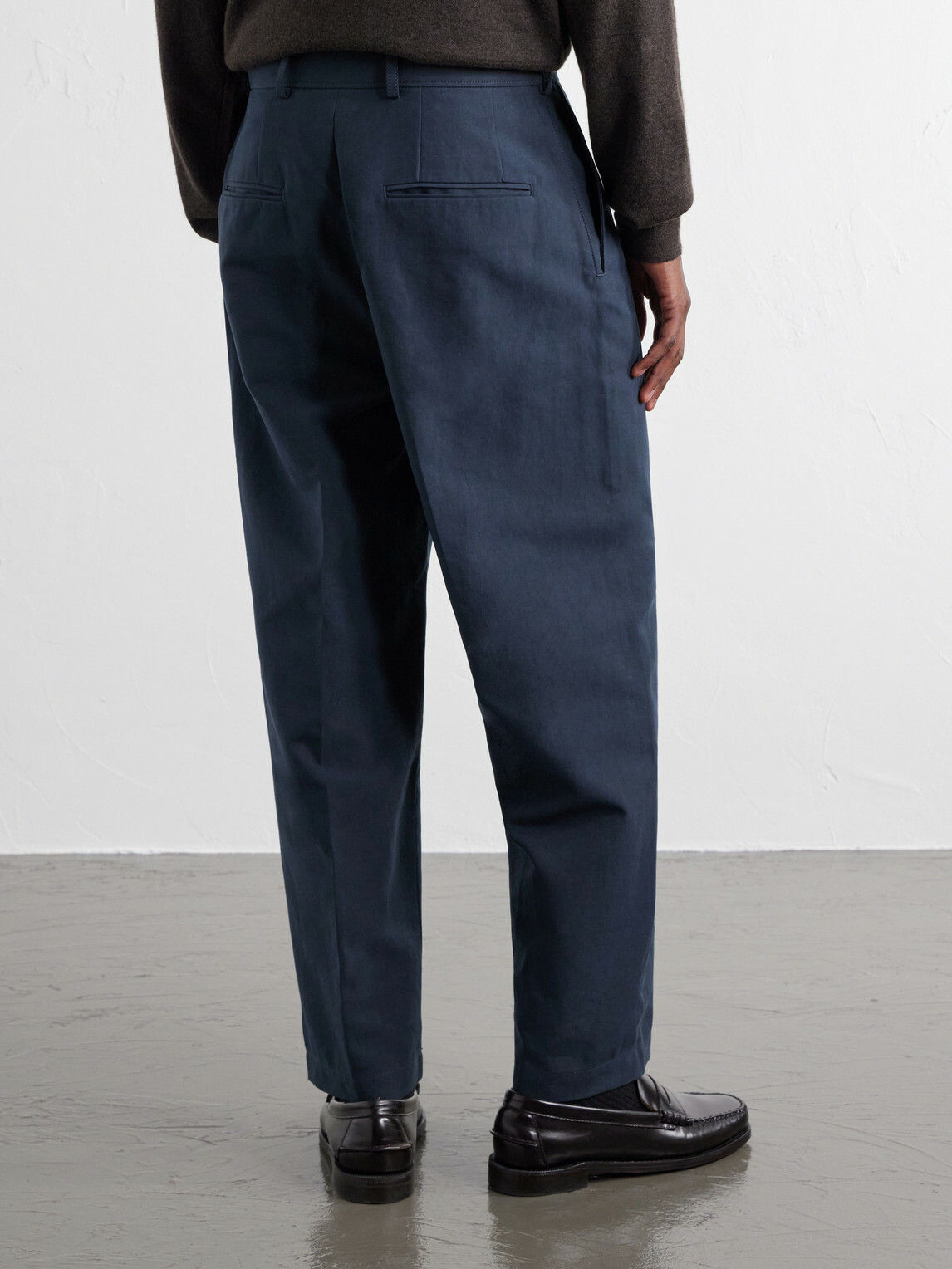 ATON - Pleated Tapered Cotton Trousers - Blue
