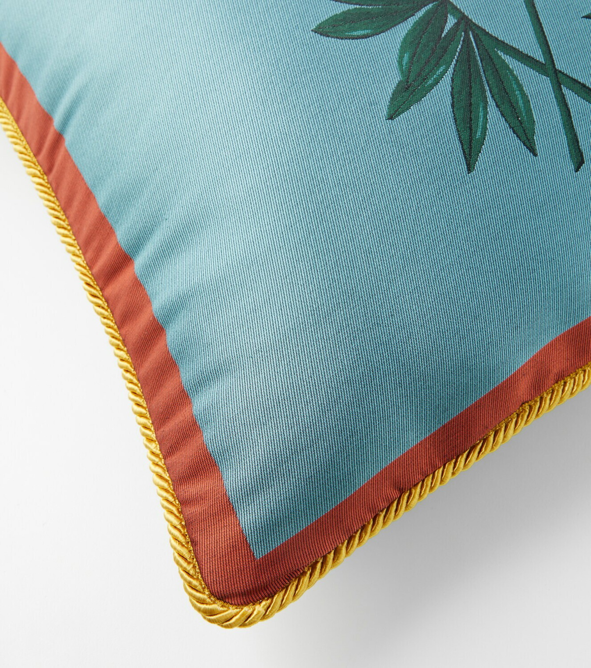 La DoubleJ Birdbloom cushion