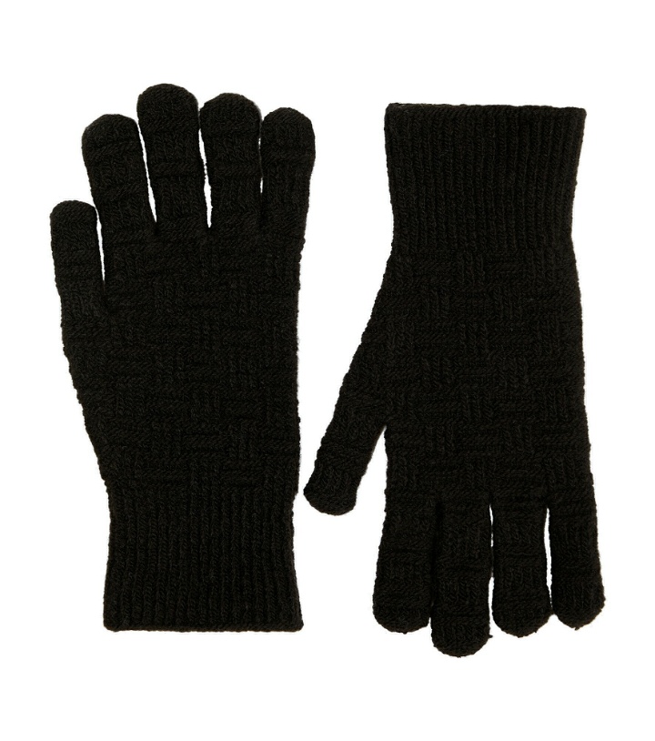 Photo: Bottega Veneta - Cashmere gloves