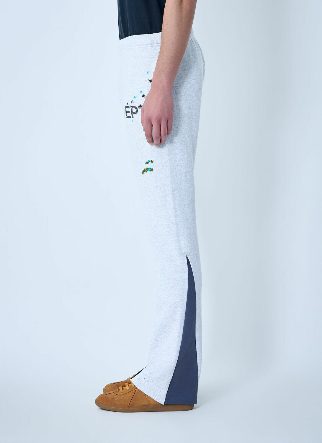 Gallery Dept. Logo Painted Flare Sweatpants