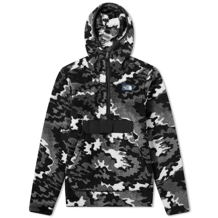 Photo: The North Face Psychedelic Camo Campshire Pullover Hoody