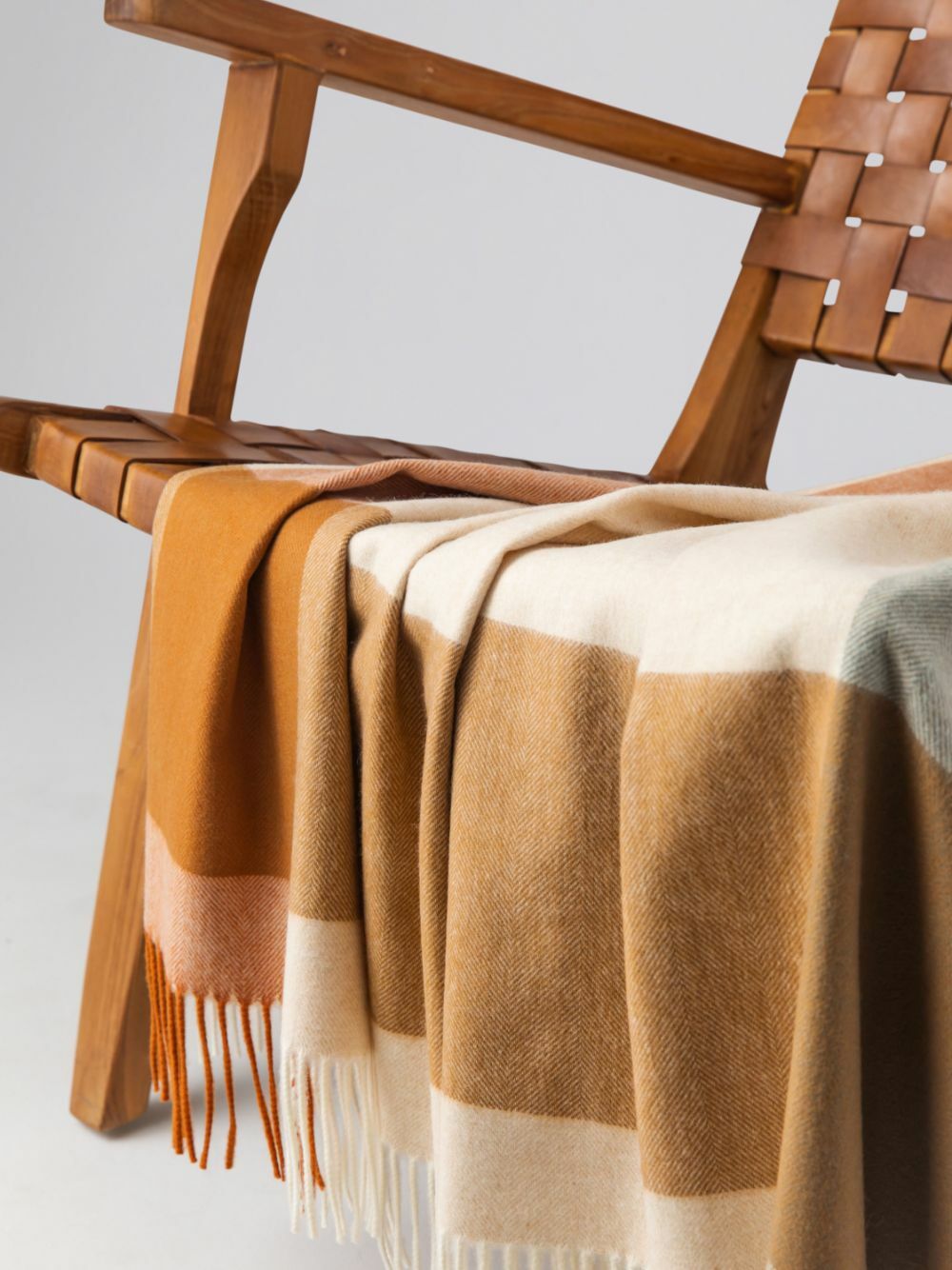 Johnstons Of Elgin Block Border Wool Throw