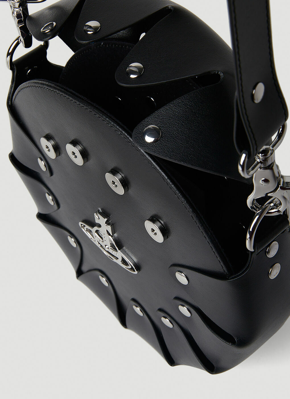Vivienne Westwood - Sunny Round Crossbody Bag in Black