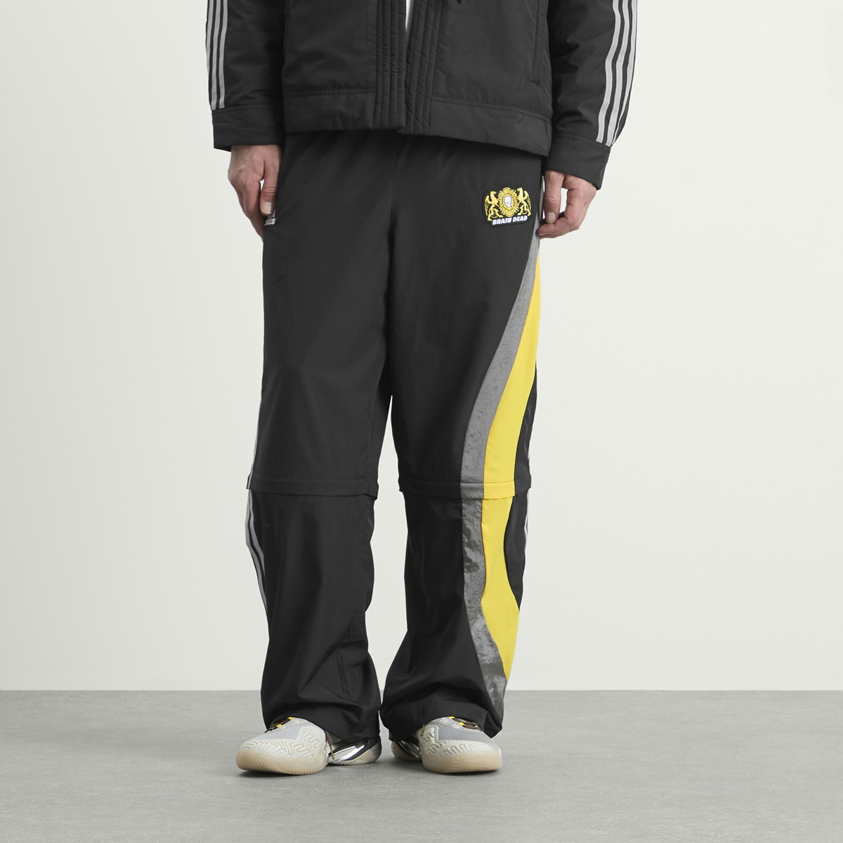 【新品・稀少サイズ3XL】adidas BRAINDEADTRACK PANT Adidas Men's x Brain Dead Track Pant in Black adidas