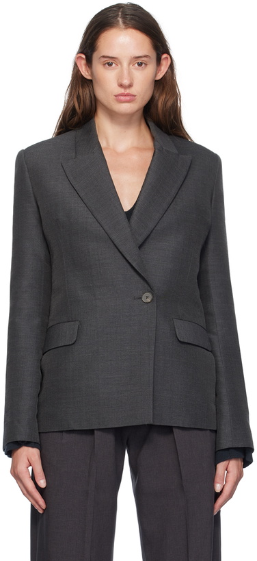 Photo: GIA STUDIOS Gray Single Breasted Blazer