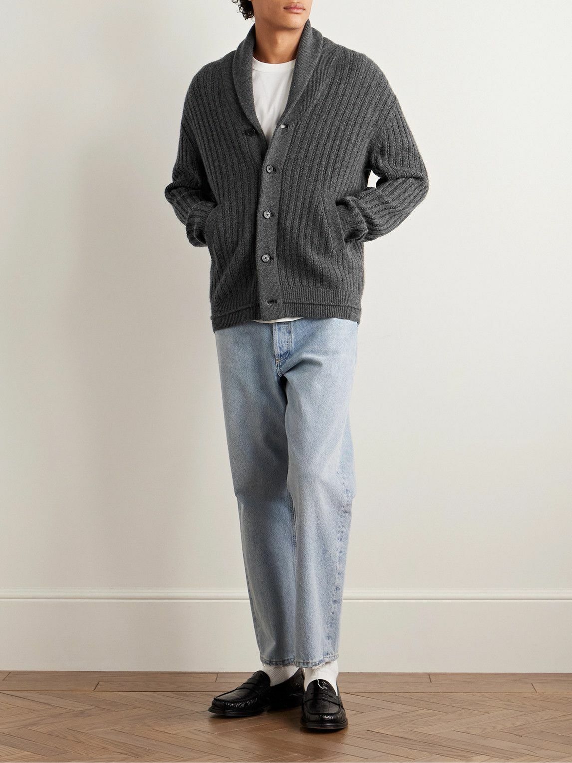 Guest In Residence - Shawl-Collar Ribbed Cashmere Cardigan - Gray
