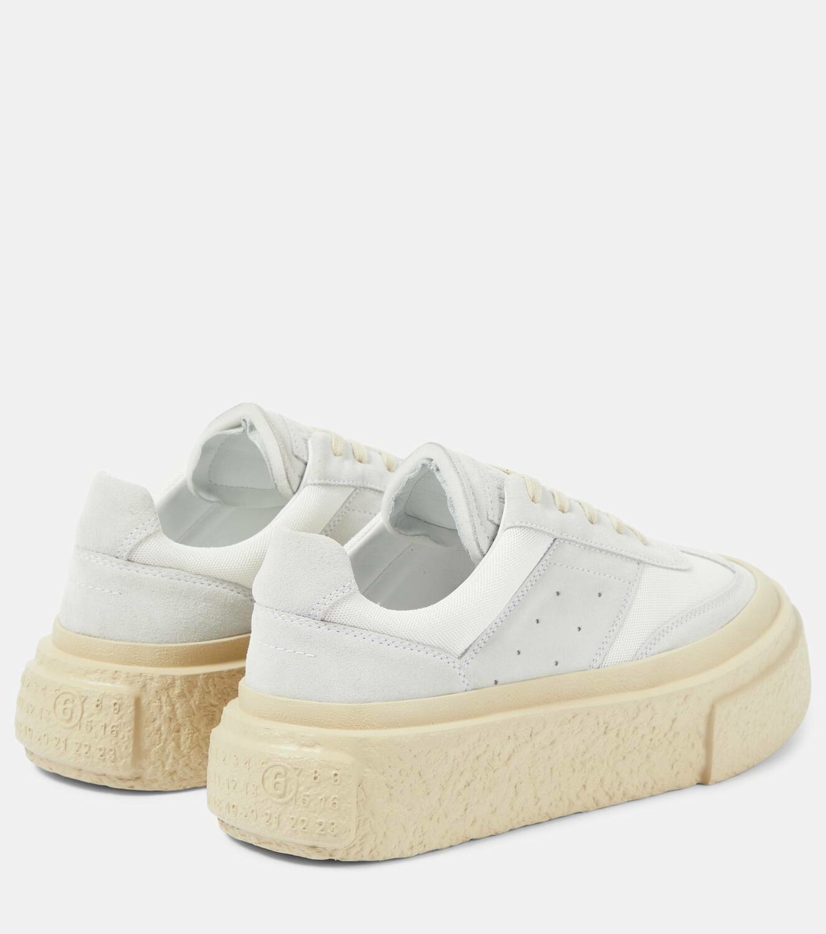 スニーカー MM6 MAISON MARGIELA WHITE LEATHER AND SUEDE SNEAKER Mm6 By Maison Margiela Sneakers - White - Leather | ShopSimon