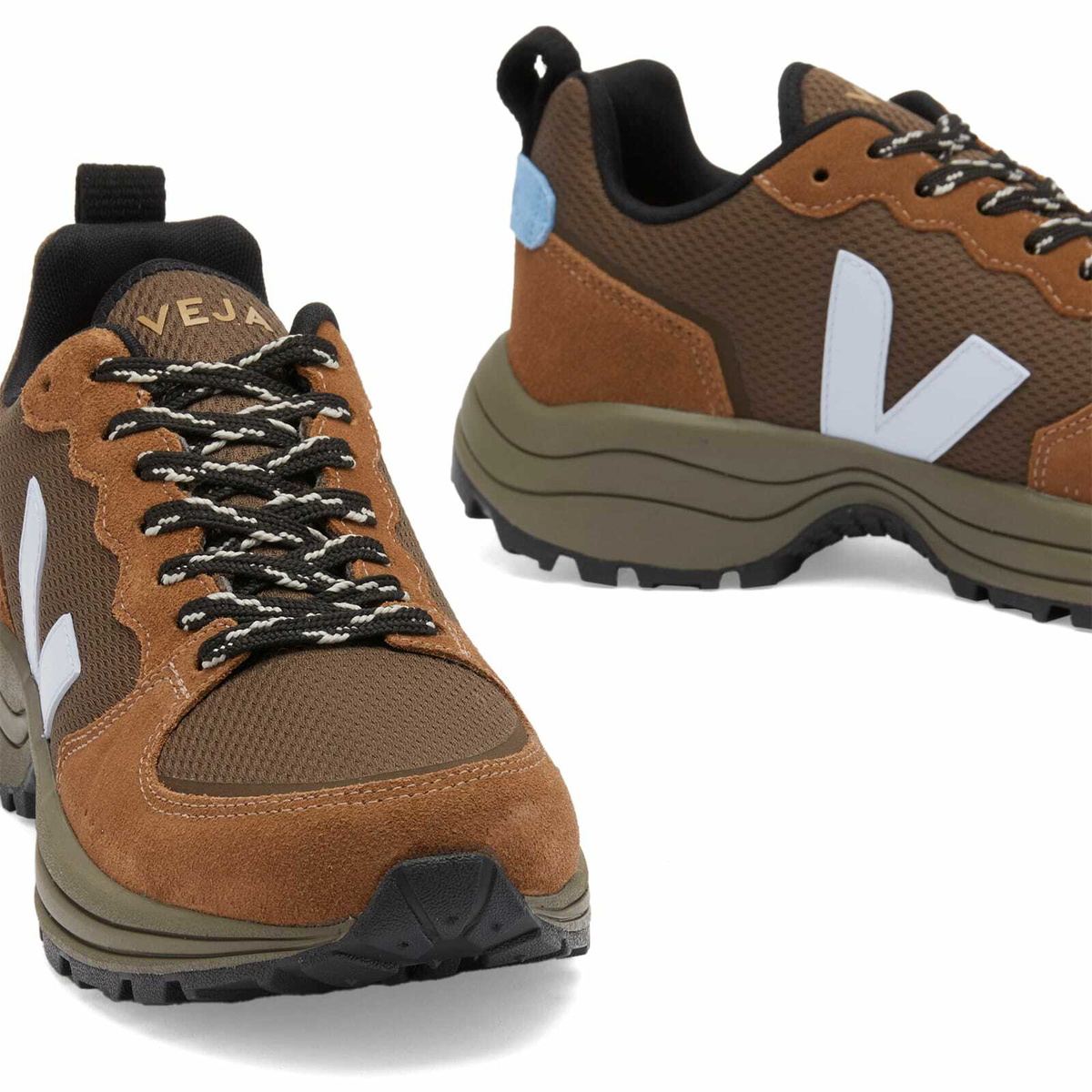 Veja Women's Venturi II Alveomesh Sneaker in Eagle Swan VEJA