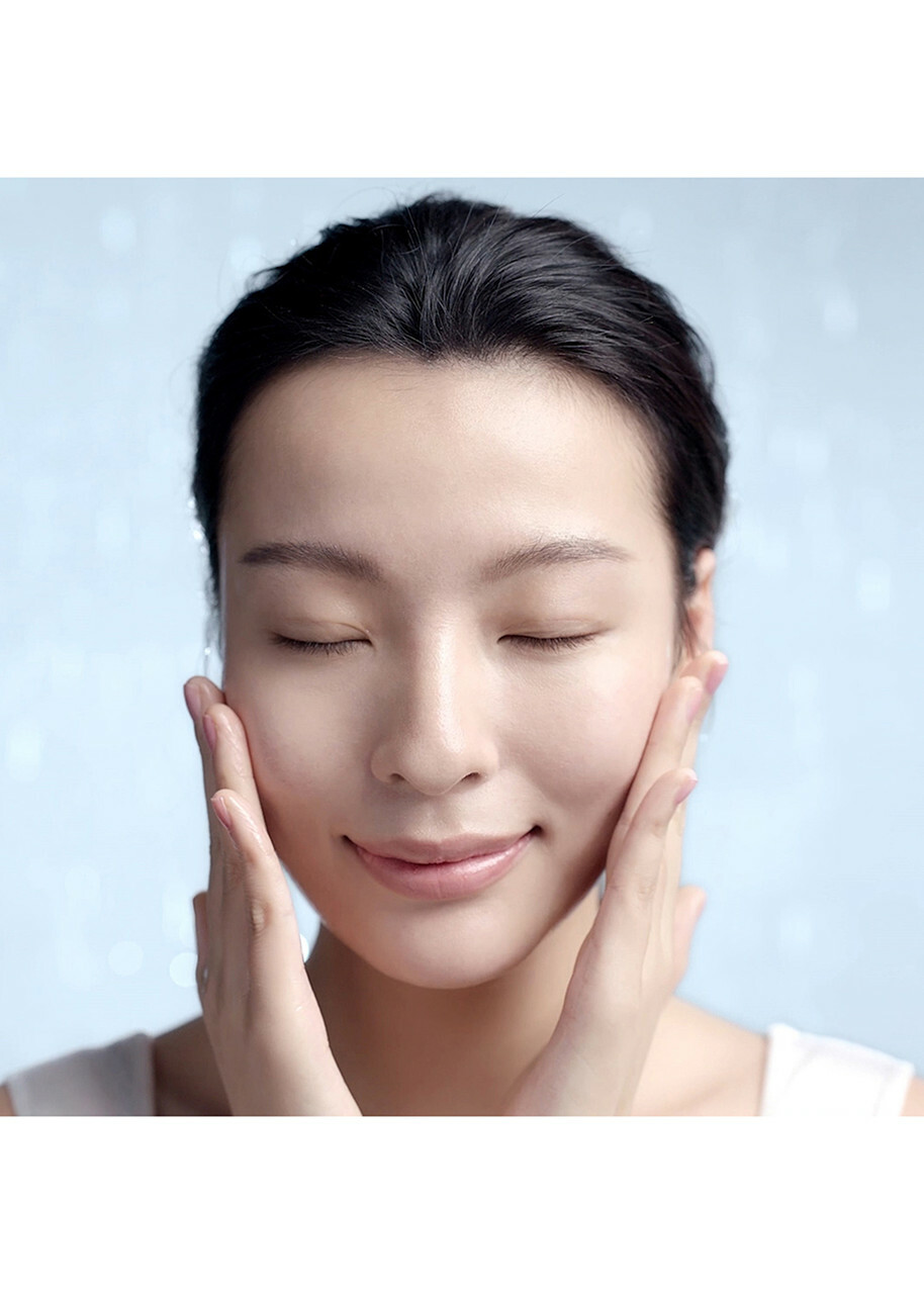 EstÉe Lauder Perfectly Clean Infusion Balancing Essence Lotion With Amino Acid + Waterlily 400ml, Face Toner, Cotton