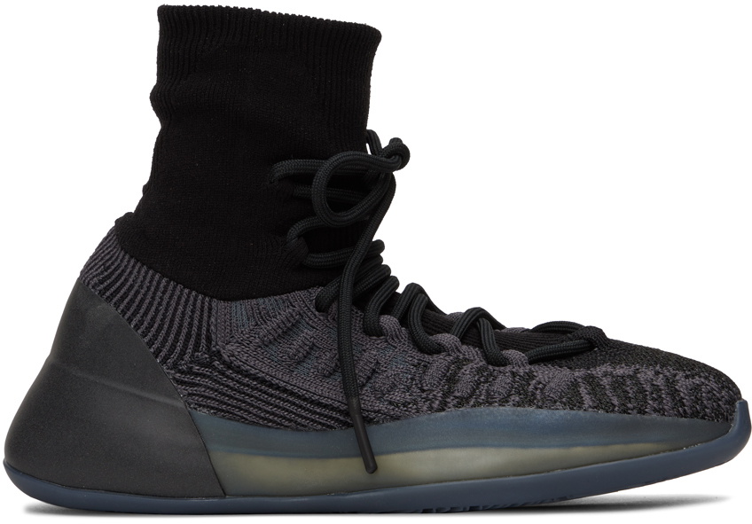 yeezy black noir