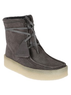 CLARKS - Wallabee Cup Hi Suede Boots