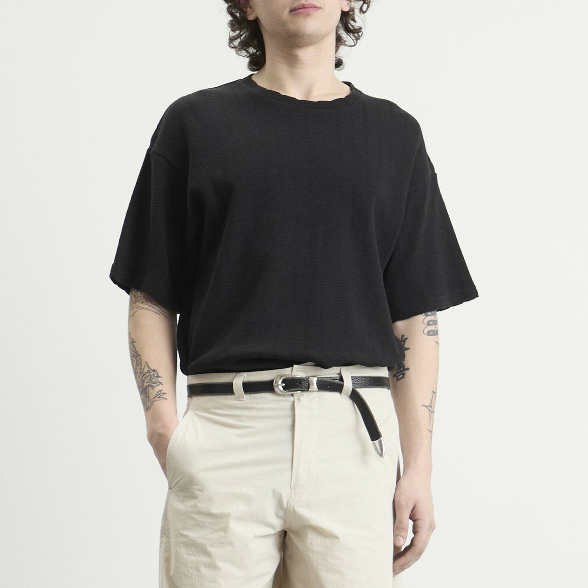 A Kind of Guise Men's Thuy Open Knit T-Shirt in Aran Black