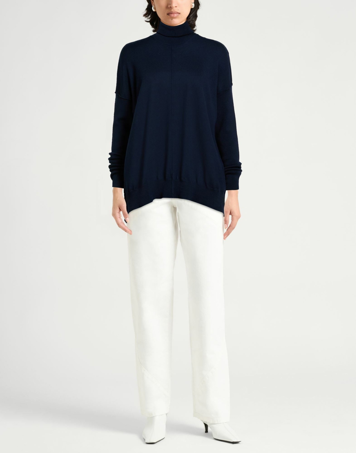 Crossley Womens Turtleneck in Navy