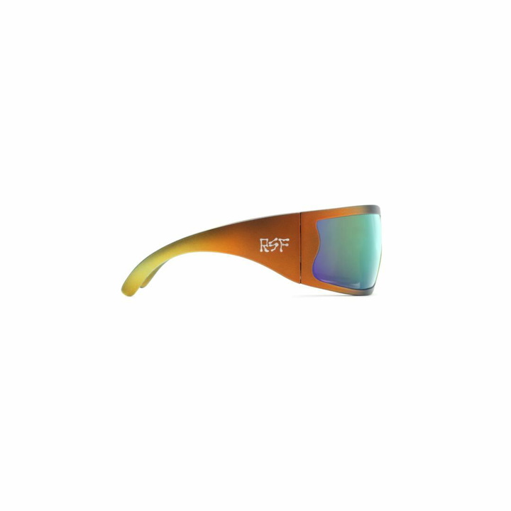 Photo: RETROSUPERFUTURE Bones Peridotmulticolor
