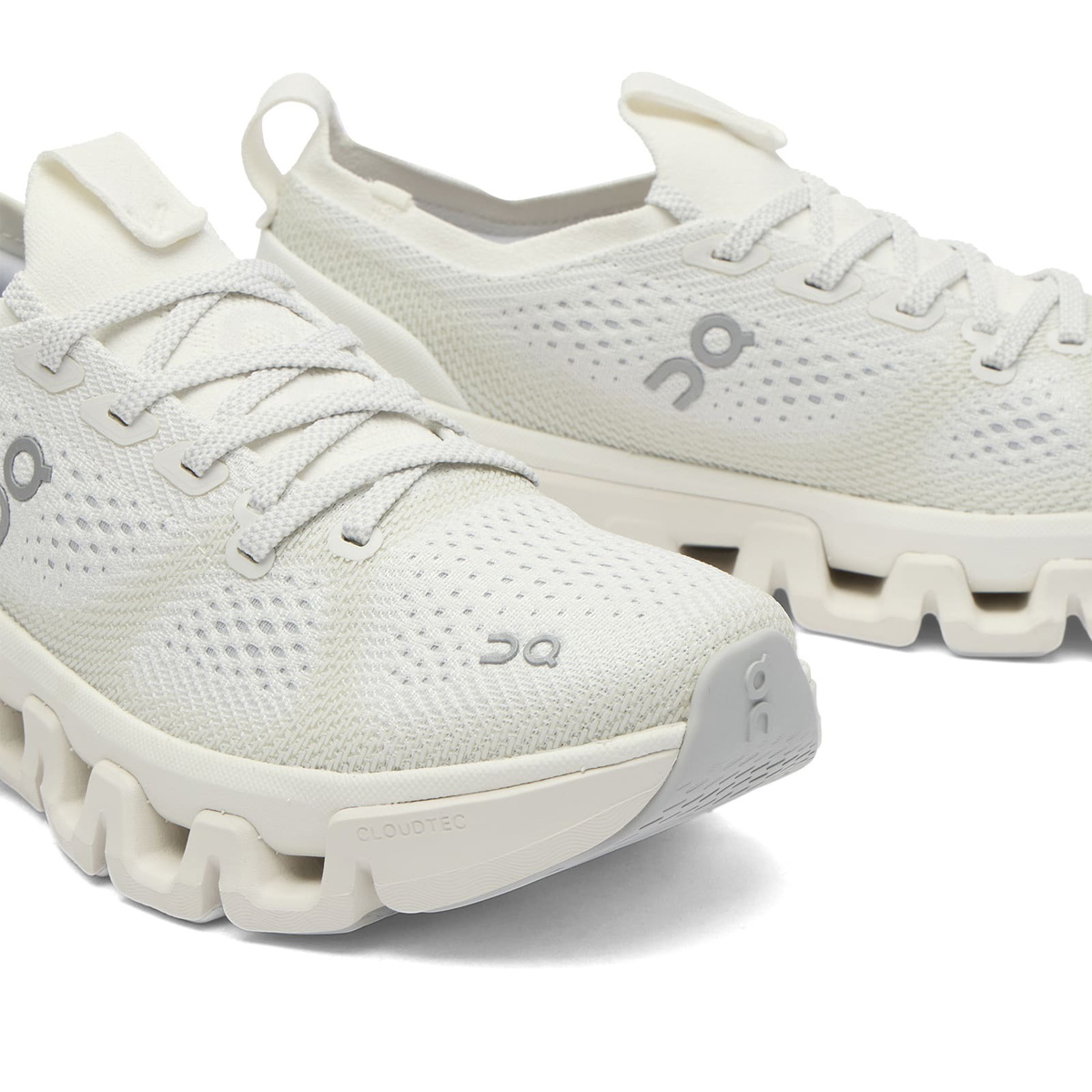 ON Men's Cloud X Tempo Sneaker in Ivory/Ice