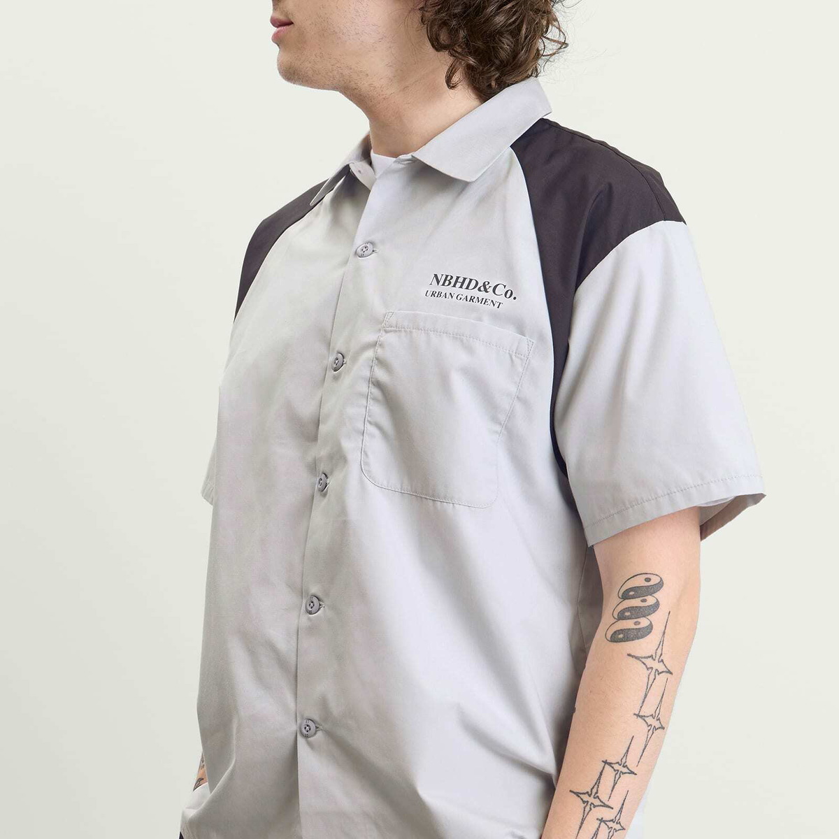 Neighborhood Men's Classic 2-Tone Short Sleeve Work Shirt 2 in Gray