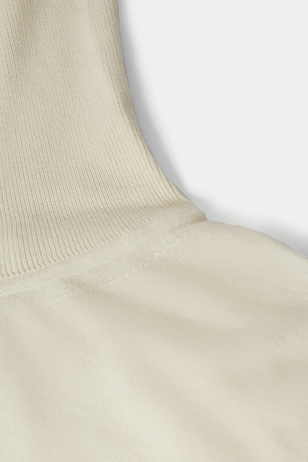 Aiezen Silk and Cashmere-Blend Turtleneck Sweater