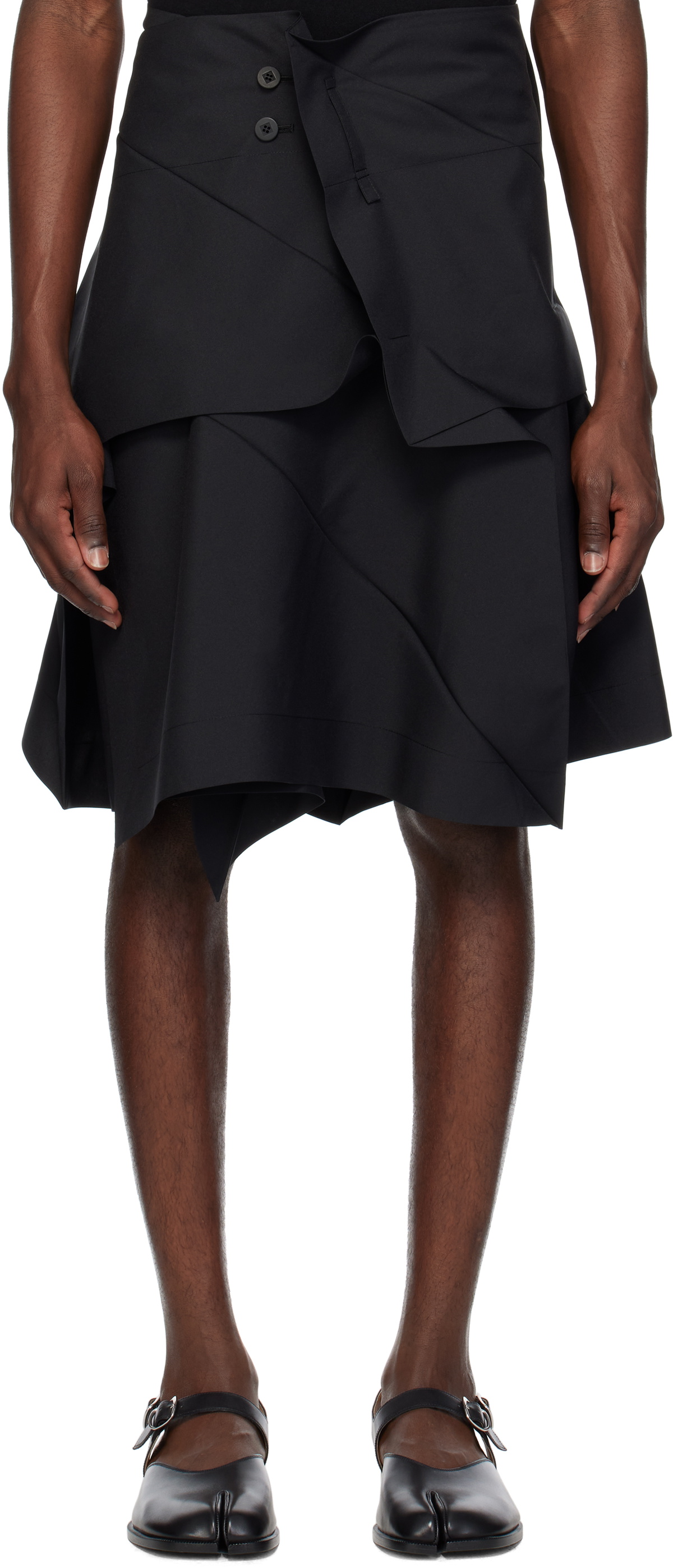 132 5. ISSEY MIYAKE Black Solid Skirt