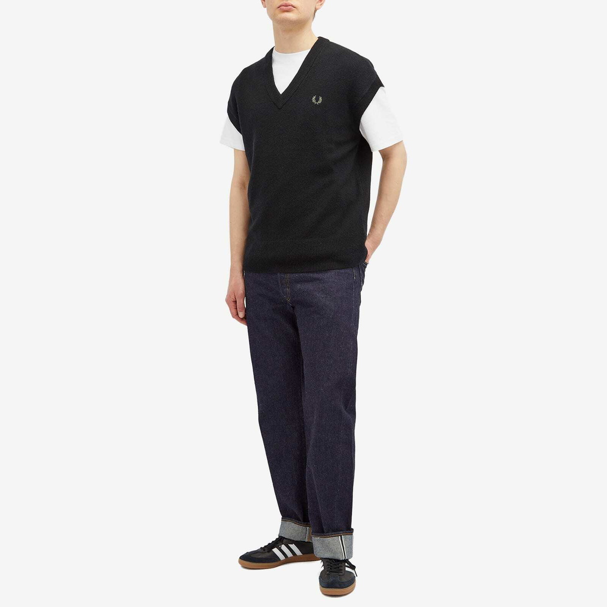 Fred Perry Men's Lambswool Knit Vest in Black