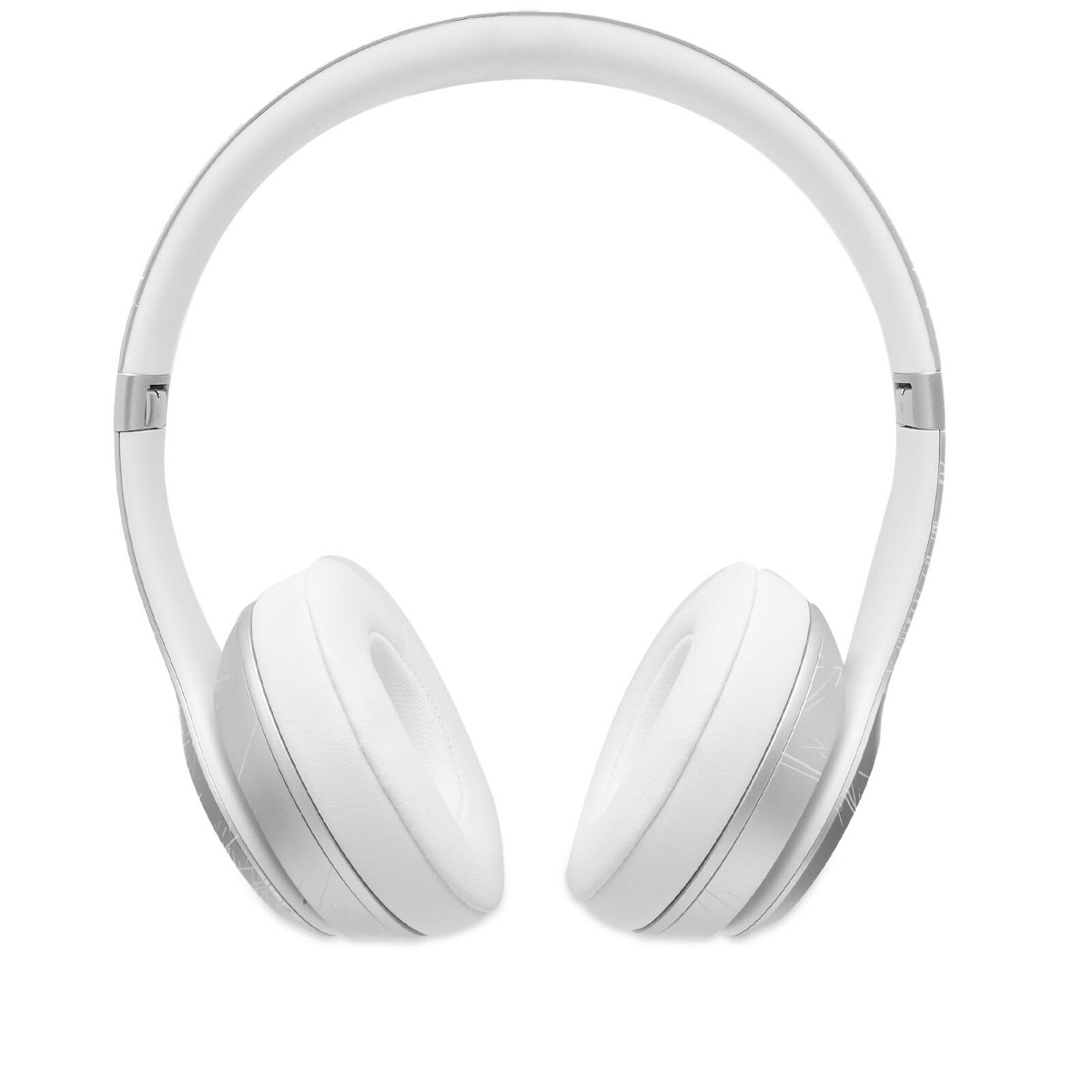 Photo: Beats Men's by Dr.Dre x Mowalola Solo³ Wireless Headphones in Metallic Silver