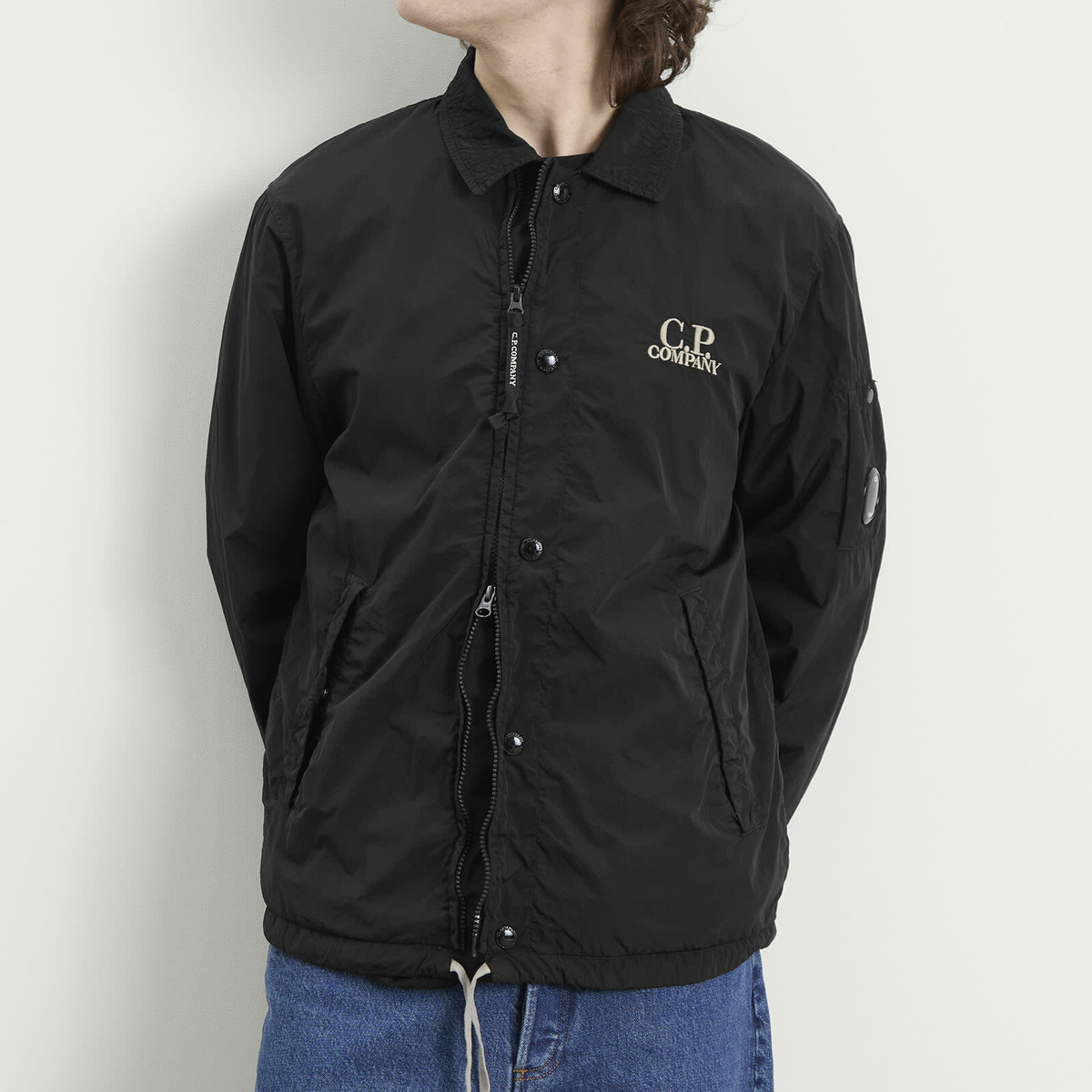C.P. Company Men's Chrome-R Zipped Lens Logo Overshirt in Black