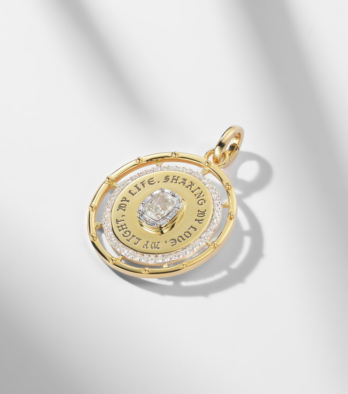 FoundRae True Love Lovestruck Commitment Large 18kt gold pendant with diamonds