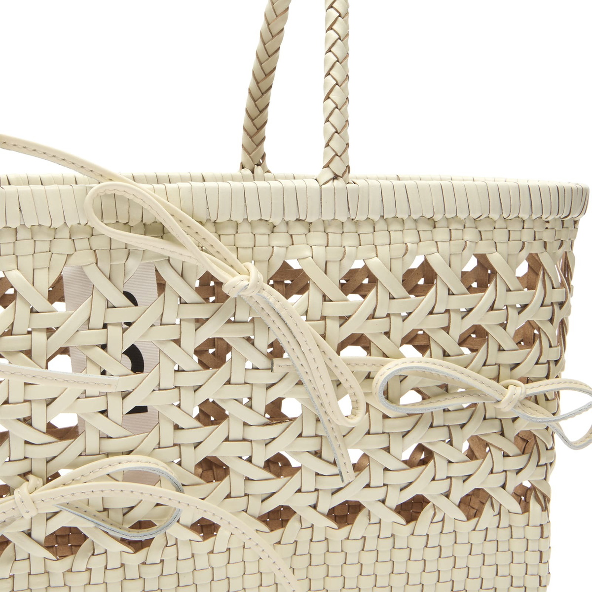 OSOI Women's Biscuit Shoulder Bag in White 