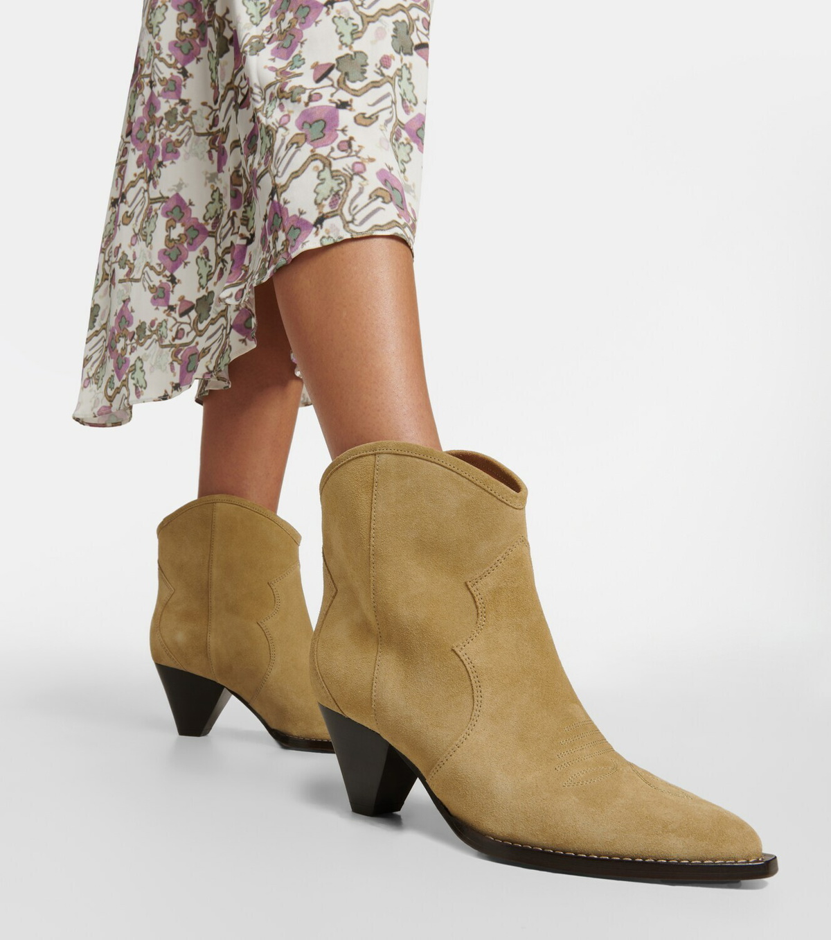 ショートブーツ・ブーティ Isabel Marant Beige suede Adnae ankle boots ISABEL MARANT Adnae Embellished Suede Ankle Boots in