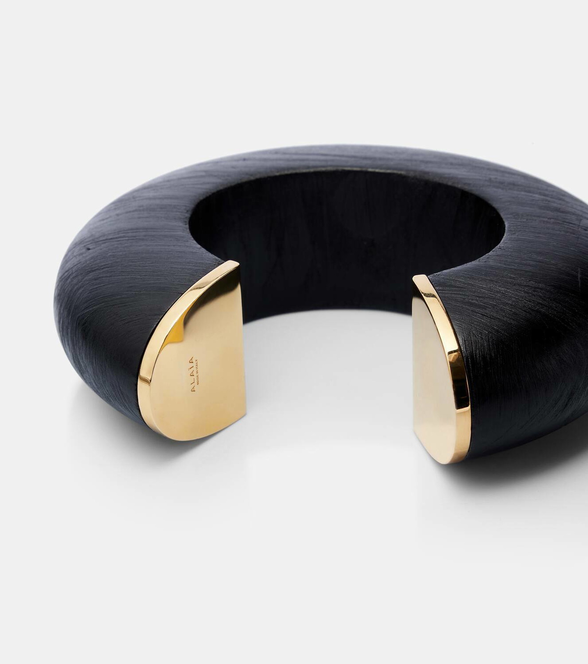 Alaïa Bumper wooden bangle