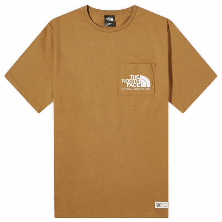 Photo: The North Face Men's Berkeley California Pocket T-Shirt in Utility Brown