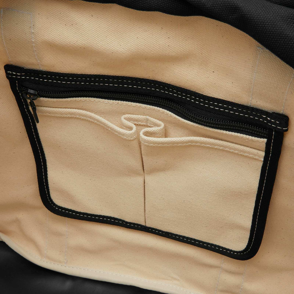 Mazi Untitled Cafe Tote Bag in Ecru/Black 