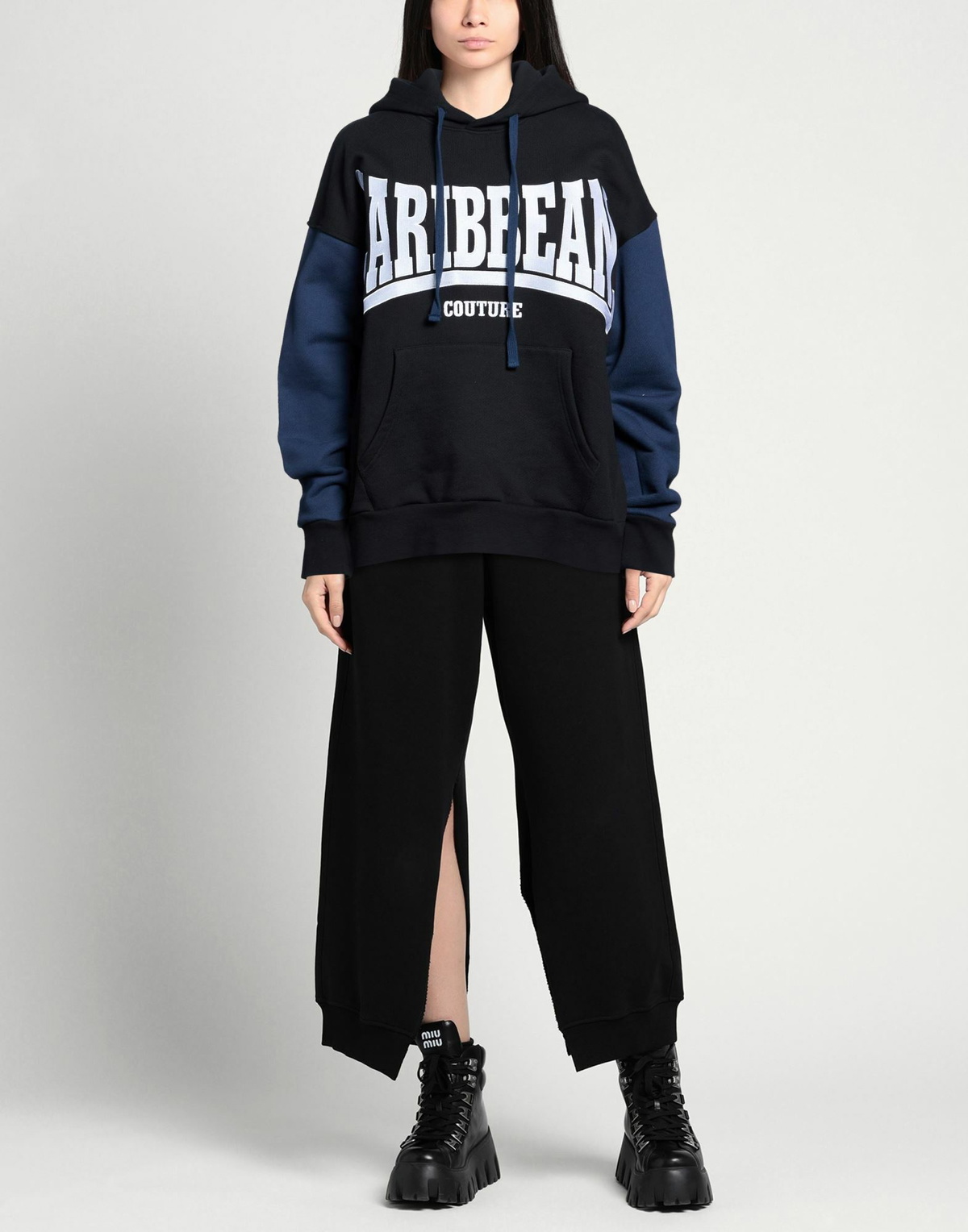 Botter Womens Sweatshirt in Black