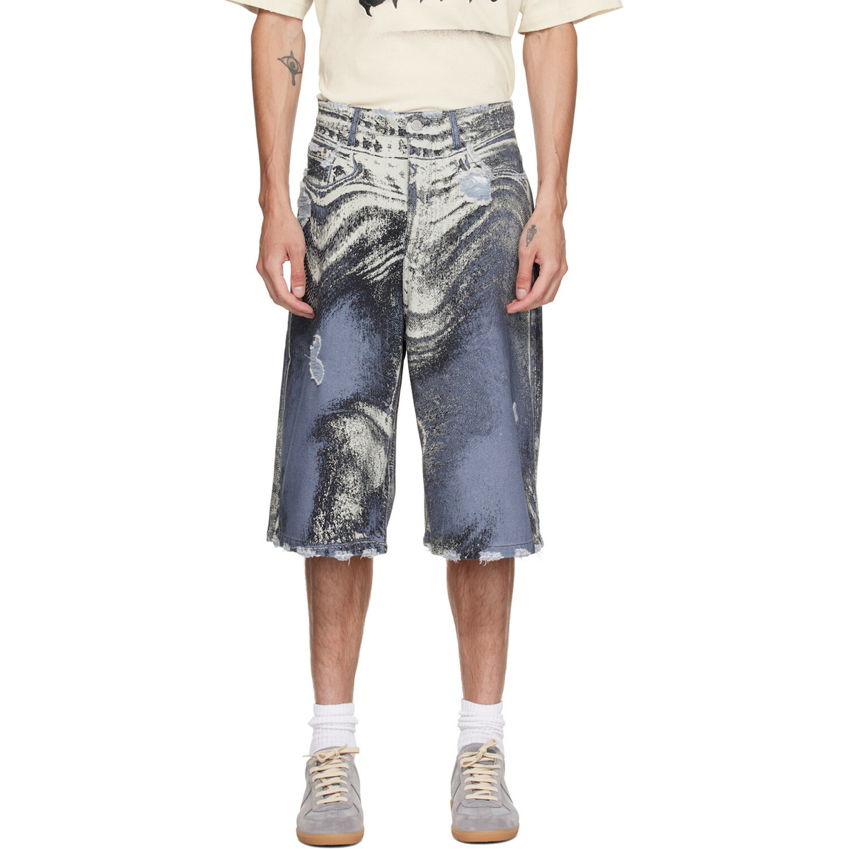 CAMPERLAB Blue Distorted Print Distressed Denim Shorts