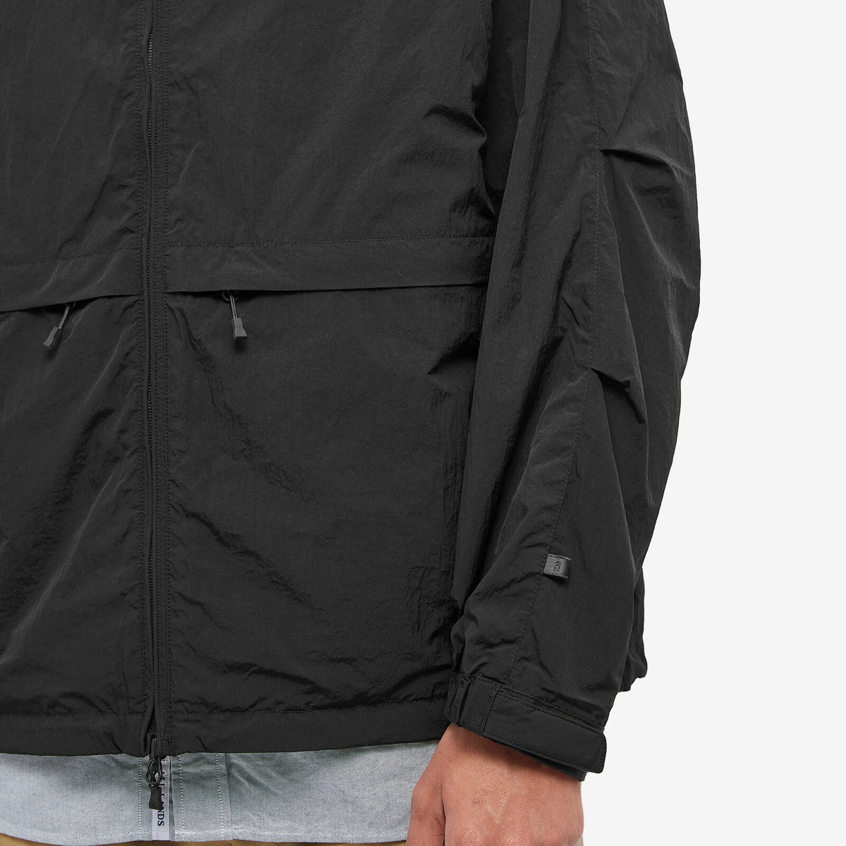 DAIWA Men's Tech 2 Way Windbreaker Jacket in Black