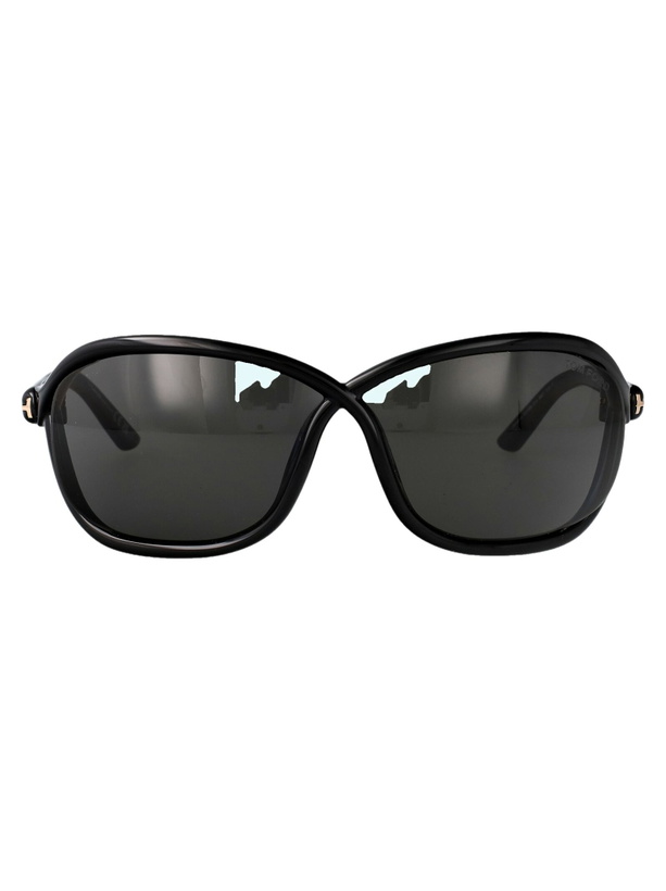 Photo: Tom Ford Eyewear Fernanda Sunglasses