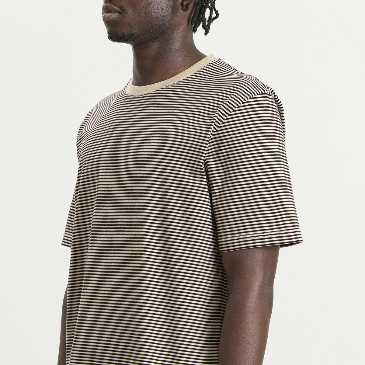 Folk Men's 1x1 Stripe T-Shirt in Espresso/Stone