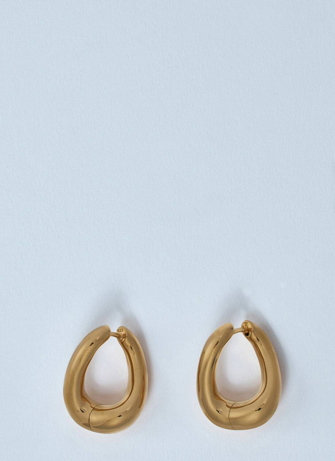 Tom Wood Twist Hoop Earrings
