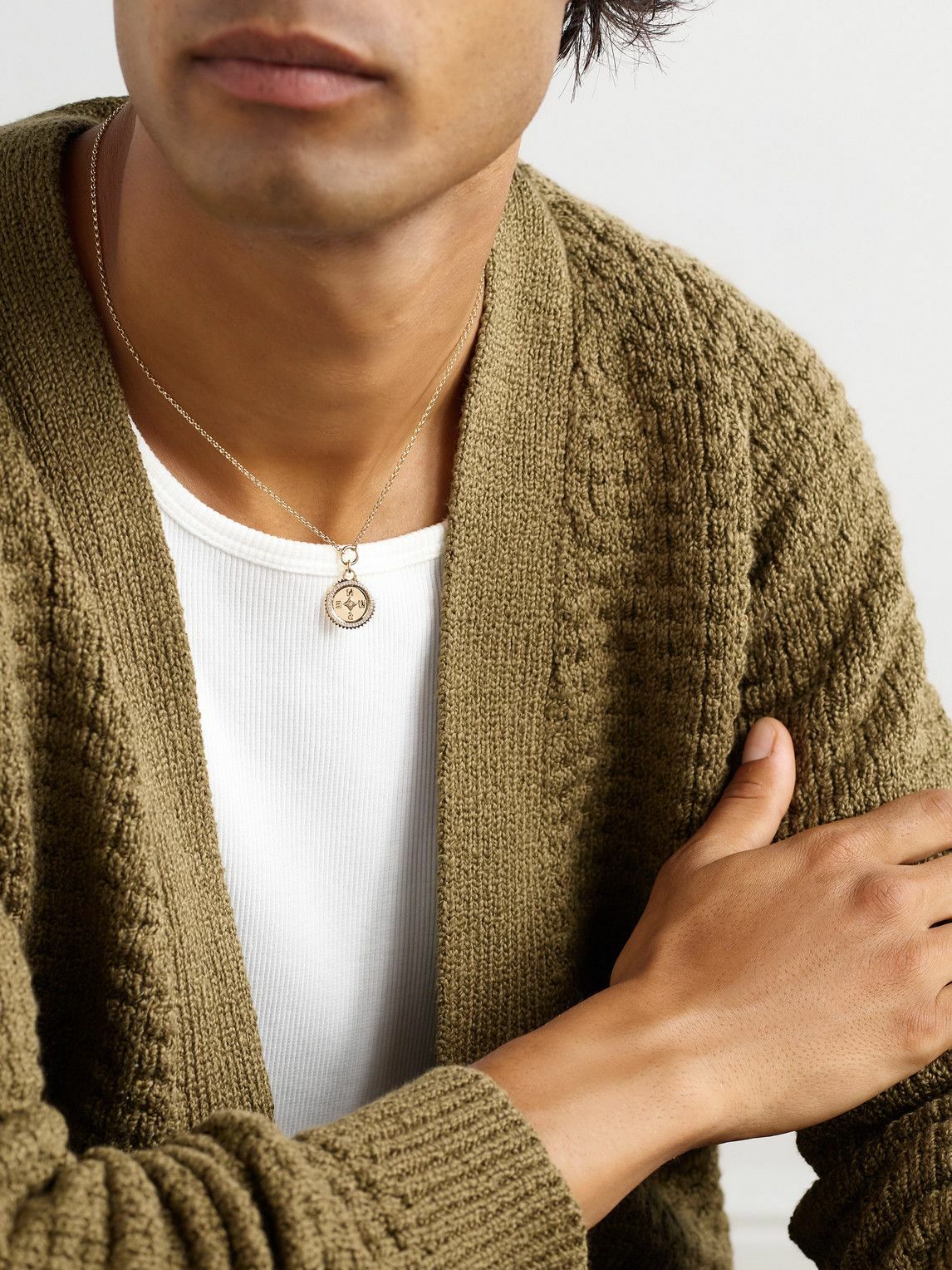 Foundrae - Internal Compass 18-Karat Gold Diamond Pendant Necklace