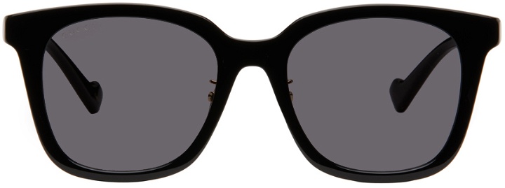 Photo: Gucci Black Round Sunglasses