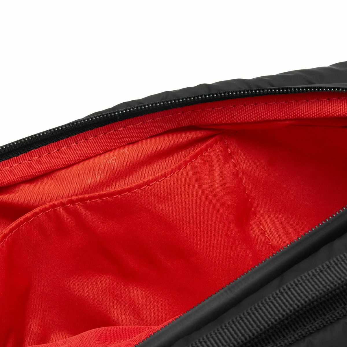 Topologie Bottle Sacoche Bag - Medium in Black Puffer Topologie