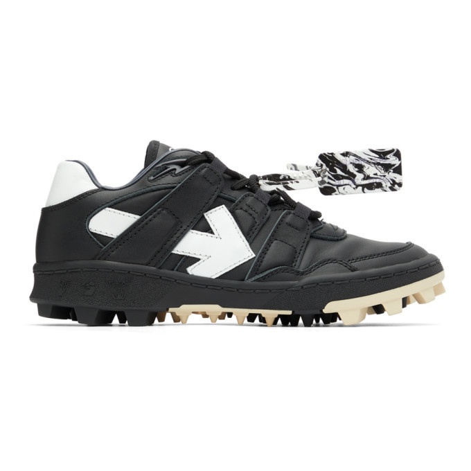 Photo: Off-White Black and White Mountain Cleats Sneakers