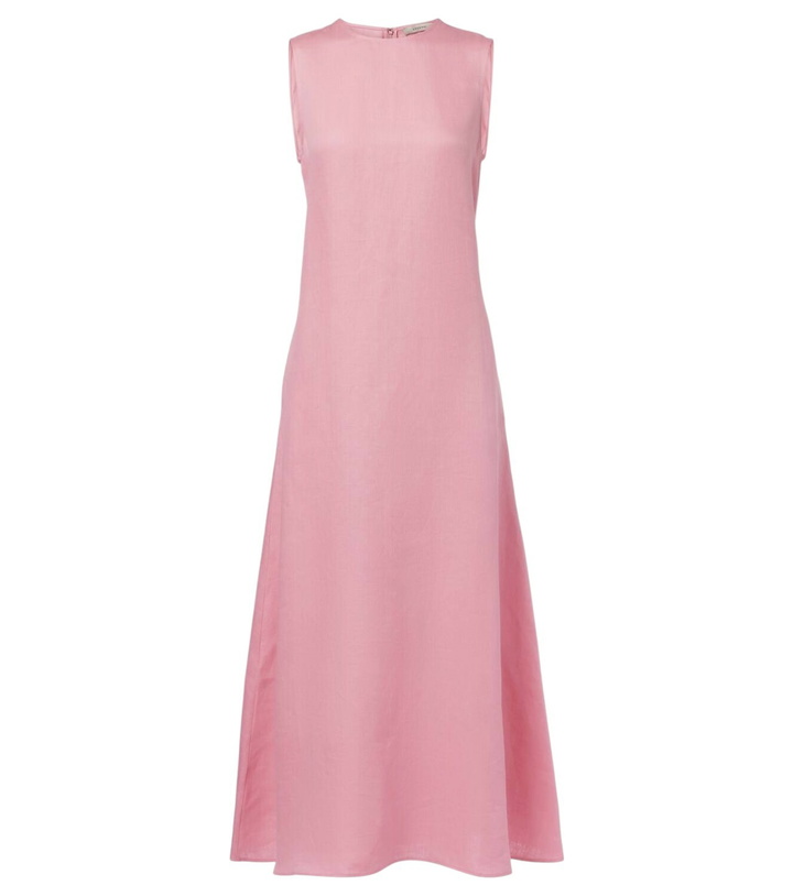 Photo: Asceno Tallin linen midi dress