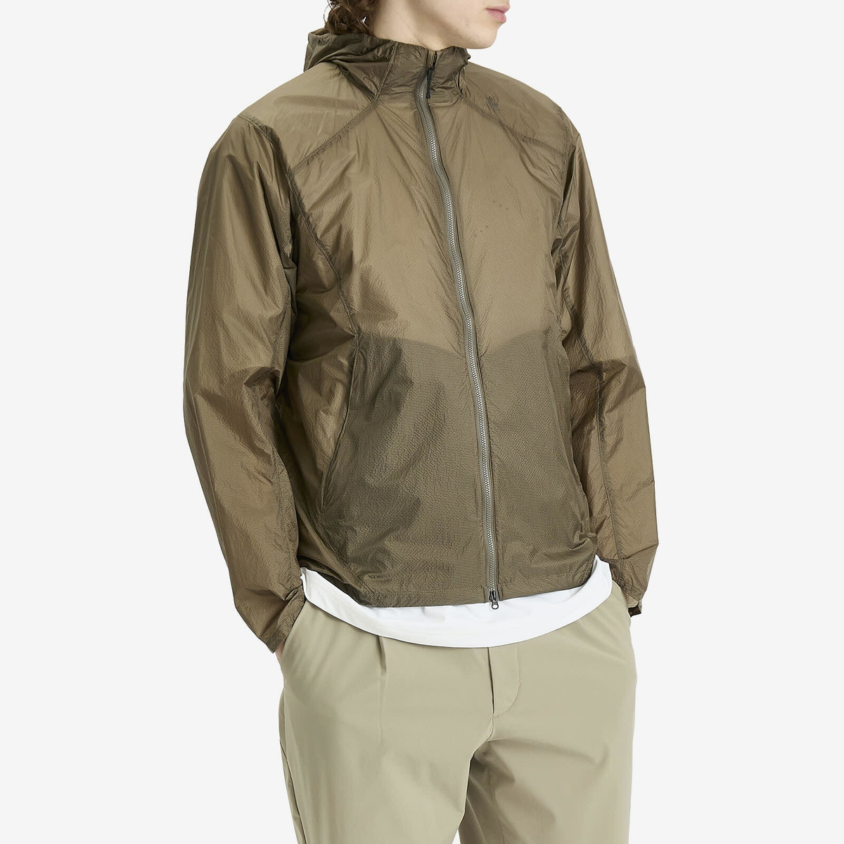 シップス（SHIPS）/Goldwin: AIRLY SHELL PACKABLE WIND JACKET Goldwin Men's Airly Shell Packable Wind Jacket in Desert Taupe Goldwin