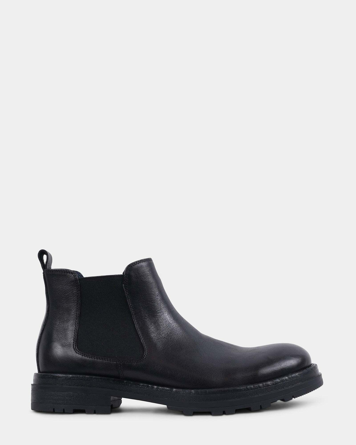 Steve Madden Newsome Boots in Black