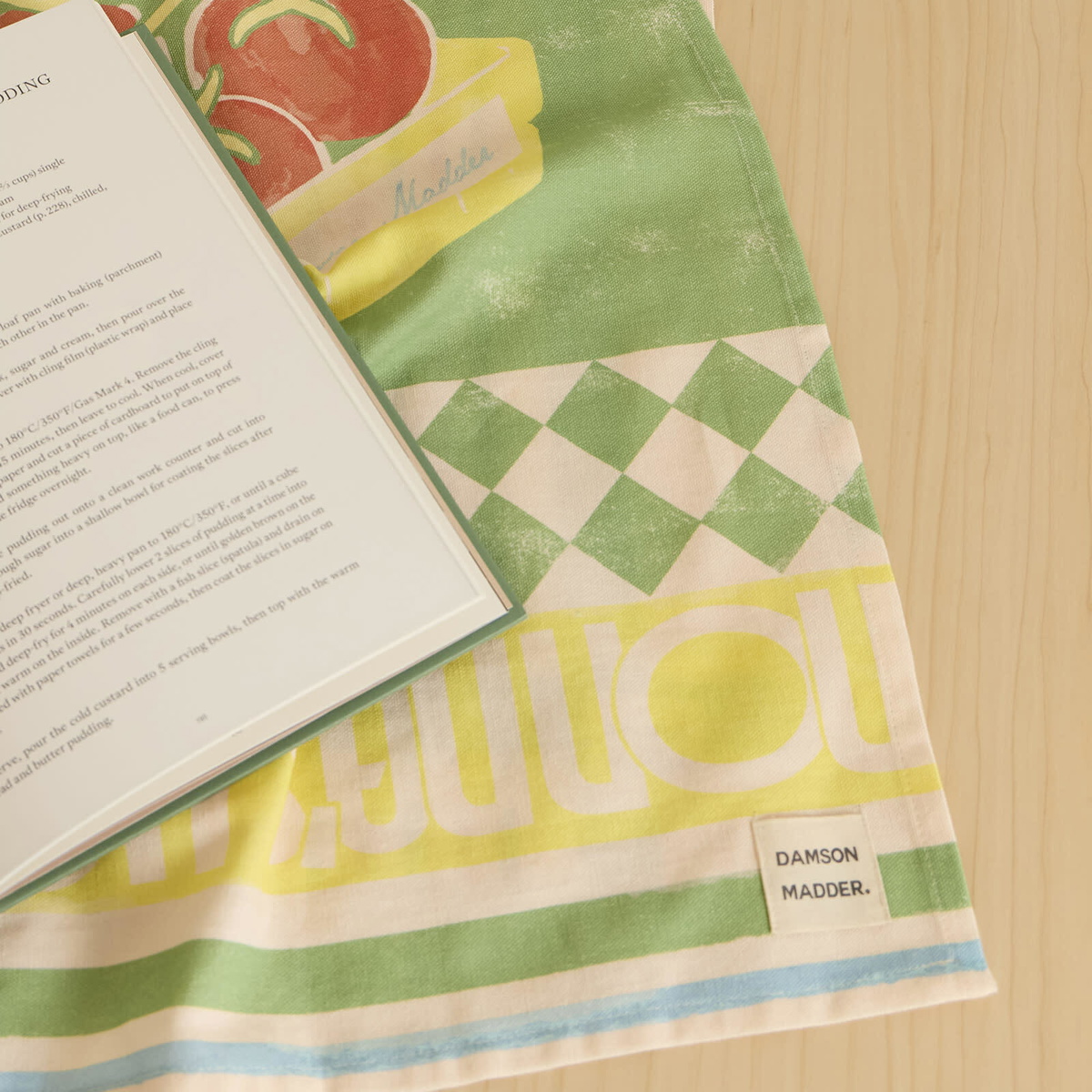 Damson Madder Women's Nonna House - Set Of Two Tea Towels in Yellow/Green 