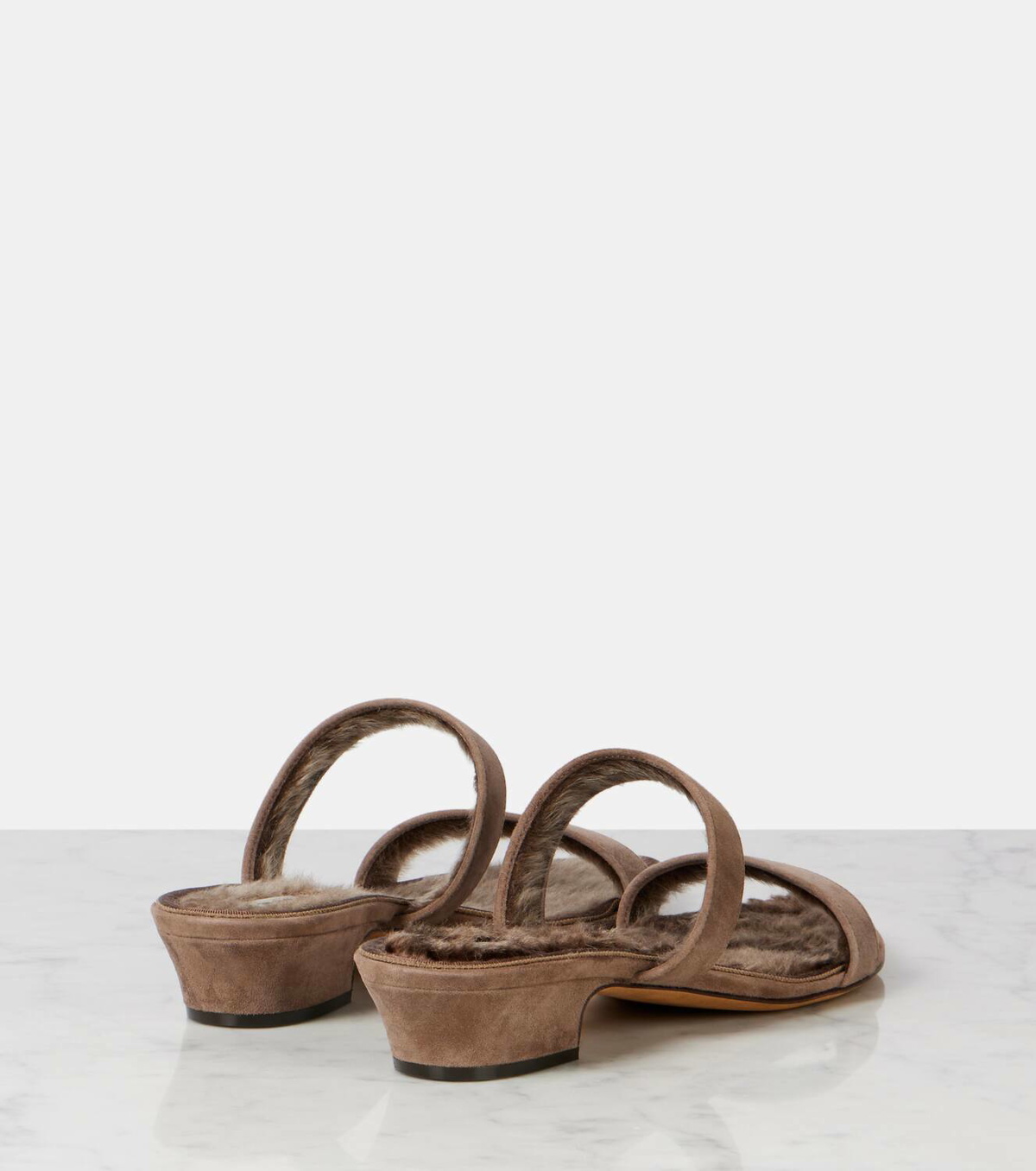 Awar Sandal