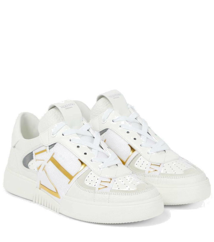 Photo: Valentino Garavani VL7N leather low-top sneakers